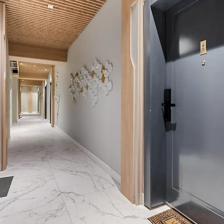Saint George Apartment